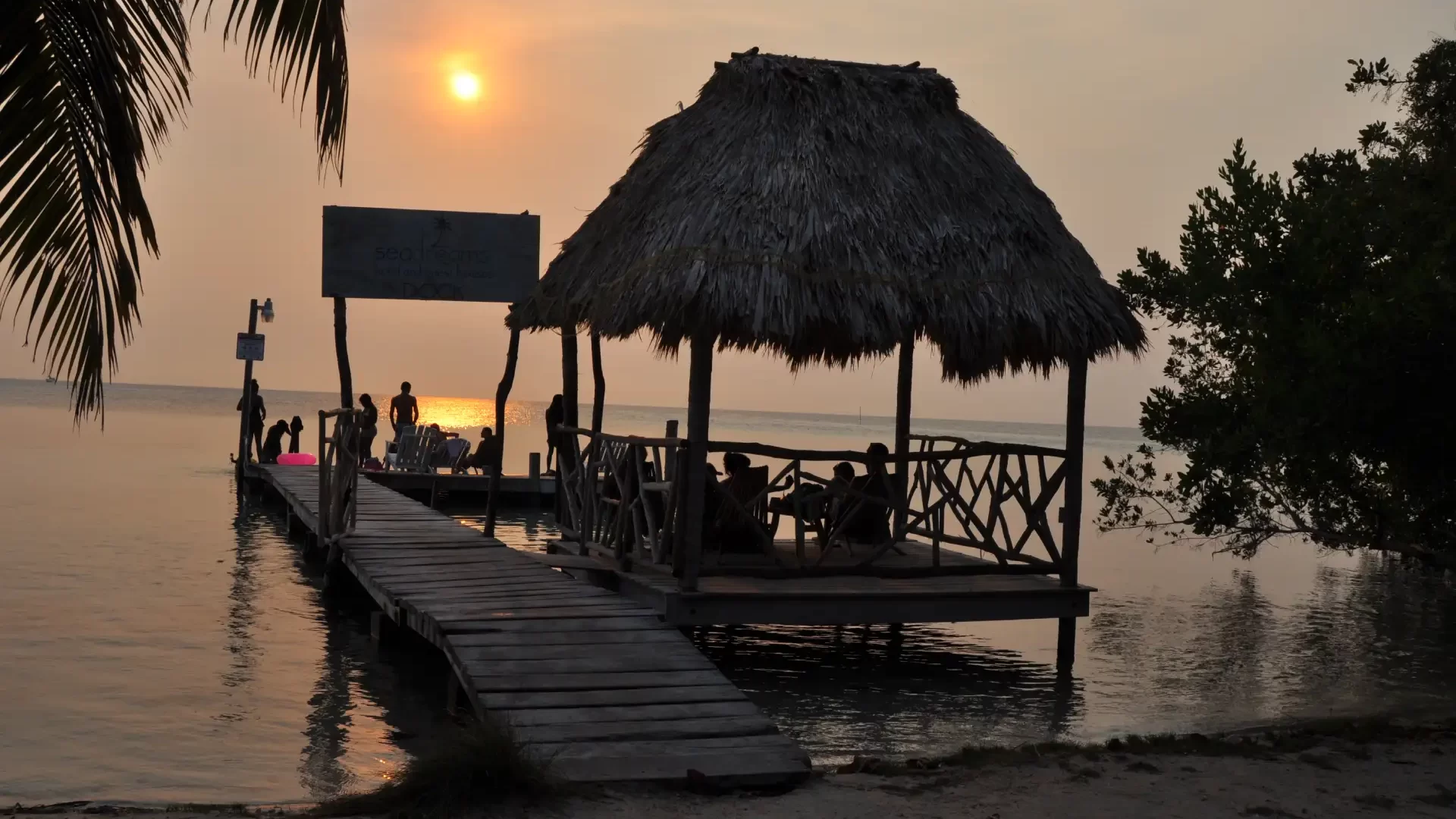 mexiko-molo-zapad-slunce mexiko-molo-zapad-slunce