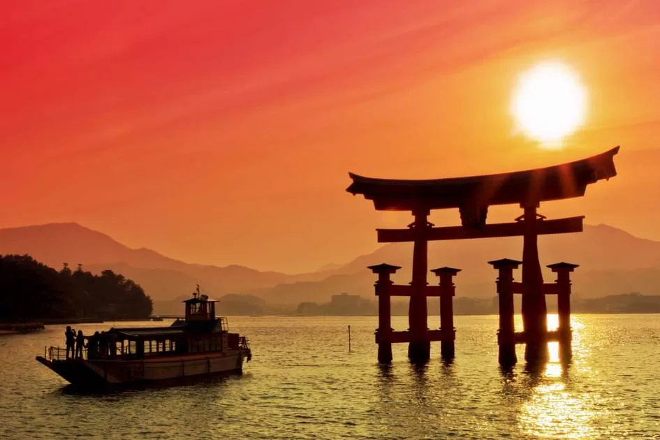 Japonsko – moře a ostrovy